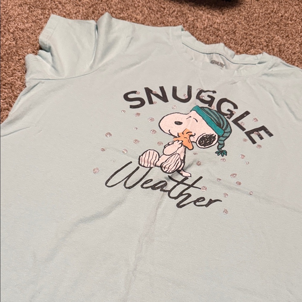 ‘Snuggle Weather’ Snoopy & Woodstock t-shirt w/glitter accent (XXL) - EUC!